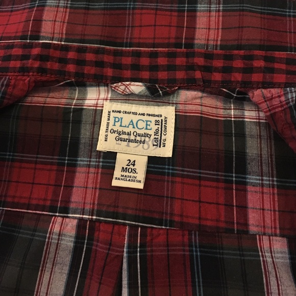 PLACE Red Wht Blck Plaid Versatile Button Up 🏆 - Picture 3 of 8